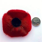 BROCHE COQUELICOT EN PEAU DE PHOQUE TRUDY METCALFE-COE