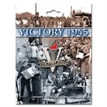 ÉPINGLETTE COMMÉMORATIVE VICTORY 1945 (ANGLAIS)